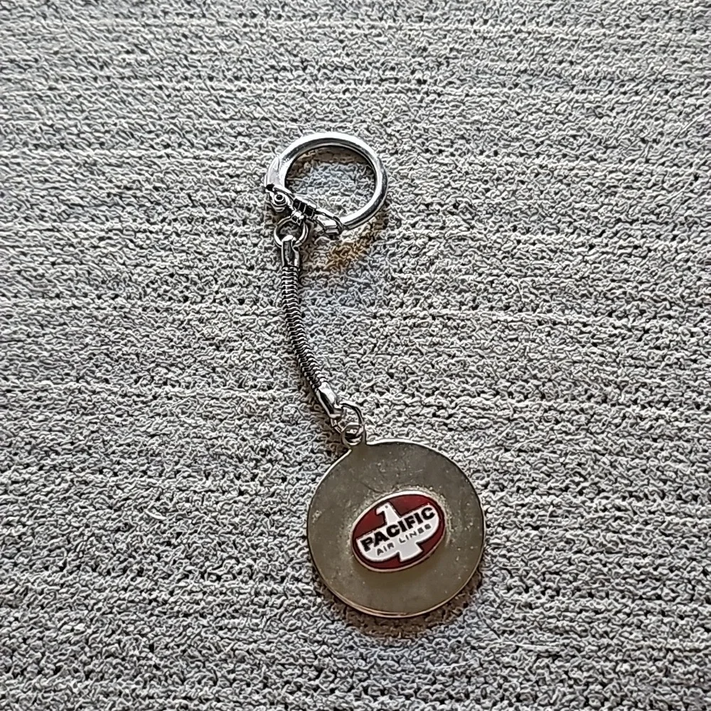 Vintage Pacific Air Lines Keychain 🐈232